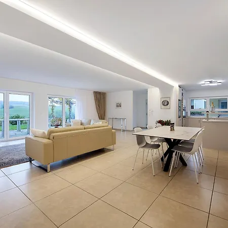 Talblick Apartamento *